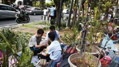 Para pencari suaka berdemo di depan Kantor UNHCR. (Antara)