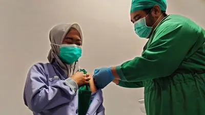 Jokowi Yakin Program Vaksinasi Covid-19 Bisa Dipercepat, Ini Penjelasannya
