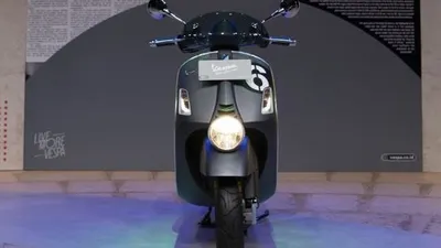 PT Piaggio Indonesia kembali meluncurkan motor terbarunya, Vespa Sei Giorni II, pada Selasa (10/11/2020). (dok)