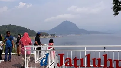 Waduk Jatiluhur/Republika