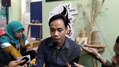 Kepala Departemen Advokasi Eksekutif Nasional Walhi Zenzi Suhadi/Ayojakarta.com