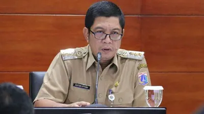 Wali Kota Jakbar Rustam Effendi/Pos Kota