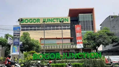 Yogya Bogor Junction/ Husnul Khatimah