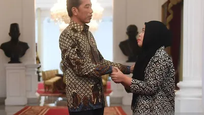Presiden bertemu Siti Aisyah di Istana. (Antara)