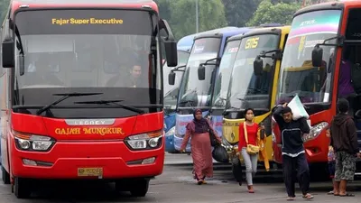 Ilustrasi Bus Mudik
