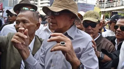 Massa Mulai Berdatangan ke  Kantor Bawaslu