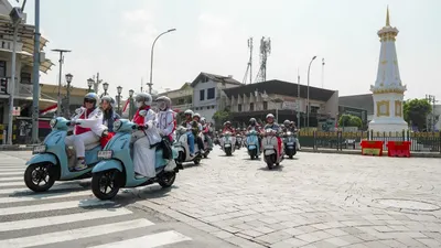 Generasi muda riding bareng Grand Filano SOTR 3, jelajah spot bersejarah di 9 kota, sekaligus rayakan HUT RI ke-80 dengan penuh gaya.