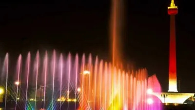 Monas di malam hari