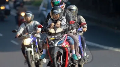 Sejumlah kendaraan pemudik melintas di Jalan Nagreg, Kabupaten Bandung, Sabtu (9/6/2018). (Irfan Al-Faritsi/ayobandung.com)
