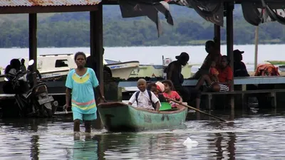 Danau Sentani Meluap (Antara)