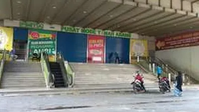 Ilustrasi Pasar Tanah Abang Tutup