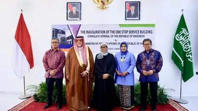 Perwsmian Gedung Pelayanan Publik Indonesia di Jeddah dan Abu Dhabi . (Antara)