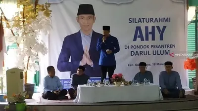 AHY Minta Doa Kesembuhan bagi Bu Ani. (Antara)