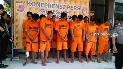 Polres Bogor Bekuk 17 Tersangka Kasus Narkoba. (Antara)