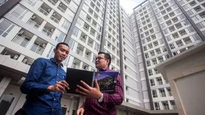 Ilustrasi--Project Director Apartemen Taman Melati Yogyakata @sinduadi dan Dhika, Damar Yanda Pawitan (kiri) berbincang dengan Building Manager ApartemenTaman Melati Yogyakata @sinduadi, Agus Rahman M, disela jumpa pers di Apartemen Taman Melati Yogyakata @sinduadi, Sleman, DI Yogyakarta, Kamis (25/4/2019). Saat ini PT Adhi Persada Properti (APP) tengah melakukan pengembangan proyek apartemen di kawasan kampus di Yogyakarta yakni apartemen Taman Melati Yogyakarta @sinduadi dan Dhika Universe serta menargetk