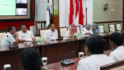 Rapat rencana peluncuran Program Ngabaso