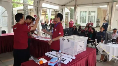 Rekapitulasi Suara di Kelurahan Gelora Selesai Dihitung