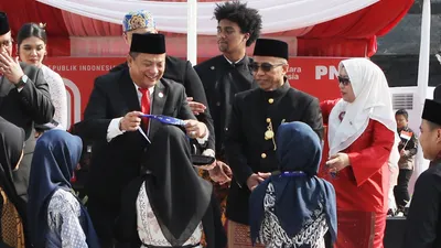 Semangat Kemerdekaan Warnai Penutupan Porseni PNM 2025