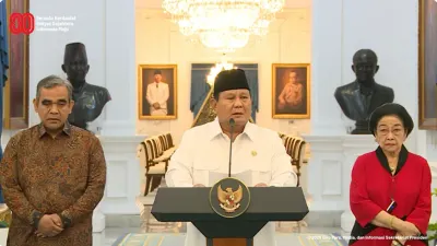 Presiden Prabowo Subianto memberikan keterangan pers penting di Istana Merdeka pada Minggu, 31 Agustus 2025. (Sumber: Youtube.com/@SekretariatPresiden)