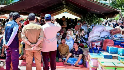Setelah 1 Minggu, Prabowo Lakukan Kunjungan ke Banjir-Longsor Pulau Sumatera Janjikan Anggaran Aman dan Pembangunan Infrastruktur