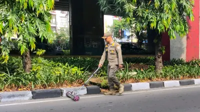 Hingga November! 16,71 Kilogram Ranjau Paku di Kawasan Cawang Berhasil Dibersihkan Satpol PP