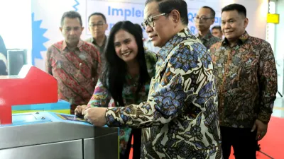 Pramono Anung Resmikan QRIS Tap dan Ruang Baca di LRT Pegangsaan Dua hingga akan Perbanyak Fasilitas Kesehatan! 