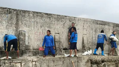 Prediksi Puncak Banjir Rob Besok, Pemprov DKI Jakarta Atasi Kebocoran Tanggul Muara Baru Wilayah PT Pelindo