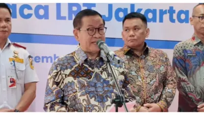 Resmi! LRT Jakarta Kini Sudah Bisa Pakai QRIS Tap, Ada Ruang Baca Juga di Stasiun Pegangsaan Dua