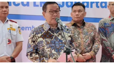 Gubernur Pramono Dorong Layanan QRIS Tap Diperluas, Bukan Hanya untuk Transum tapi Juga...