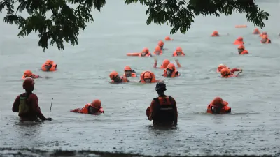 Badan Penanggulangan Bencana Daerah (BPBD) DKI Jakarta melakukan kegiatan Peningkatan Kapasitas Petugas Penanggulangan Bencana (P2B) (Sumber: beritajakarta.id | Foto: beritajakarta.id)