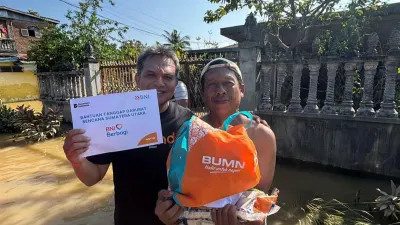 Bantuan Logistik BNI Jangkau Puluhan Titik Terdampak Banjir Bandang