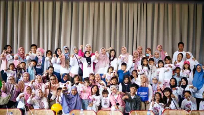 Yamaha Ajak Puluhan Ibu dan Anak Berkeliling Jakarta dalam Rangka Peringatan Hari Ibu