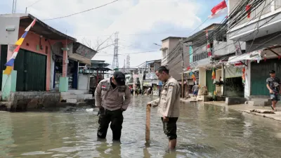Mulai Pekan Ini! BPBD Ingatkan Warga Pesisir DKI Jakarta Potensi Banjir Rob 3-11 November 2025 