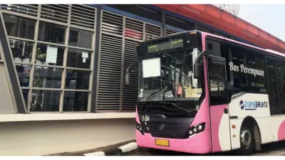 Naik Transjakarta Kini Bisa Pakai PayLater, Penumpang Bisa Bayar Bulan Depan, Begini Caranya