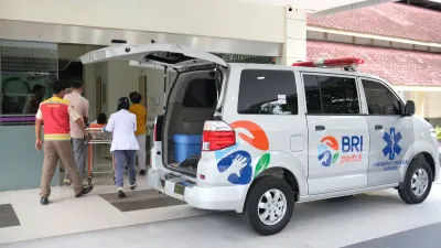 Rayakan HKN 2025, BRI Peduli Salurkan 200 Ambulans di Tahun Ini