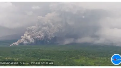Gunung Semeru Erupsi dan Status Awas! Pemerintah Kabupaten Lumajang Tetapkan Status Tanggap Darurat Selama 7 Hari