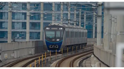 Ada Pohon Tumbang, Layanan MRT Jakarta Dibatasi Sementara hingga Armada Transjakarta Ditambah