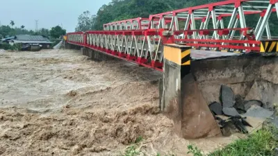 Cuaca ekstrem, Banjir dan longsor terjadi di 4 wilayah di Sumatera Utara yakni Sibolga, Tapanuli Selatan, Tapanuli Utara dan Tapanuli Tengah sejak Senin, 24 November 2025. (Sumber: BNPB.go.id | Foto: BNPB.go.id)