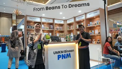 PNM Buktikan UMKM Perempuan Bisa Mendunia Lewat Wangi Kopi Sembalun di Inacraft 2025