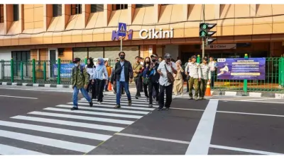 Pemprov DKI Jakarta Imbau Pengguna Jalan untuk Menaati Rambu Lalu Lintas di Area Pelican Crossing Stasiun Cikini