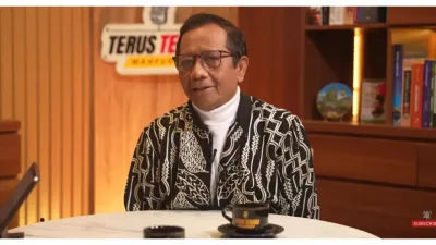 Mahfud MD Ungkap Menhub Ignatius Jonan Dipecat Jokowi karena Tak Setuju Proyek Whoosh Kerja Sama dengan China: Sekarang Benar Nggak Mampu Bayar!