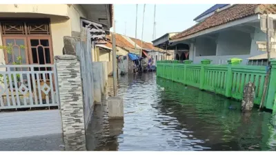 Potensi Banjir Rob di Pesisir Utara DKI Jakarta, SDA Siapkan 3.908 Pasukan Biru hingga Rumah Pompa dan Pintu Air 