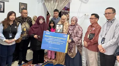 Bukti Nyata Kepedulian, Taspen Serahkan Manfaat JKK untuk Meringankan Beban Keluarga Korban di Makassar