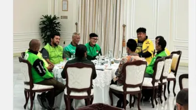 Pertemuan Wakil Presiden Gibran Rakabuming Raka dengan sejumlah perwakilan ojol pada Minggu, 31 Agustus 2025 (Sumber: Situs setwapresri | Foto: Situs setwapresri)
