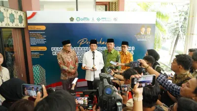 Menag Nasaruddin Umar menyampaikan konferensi pers di Kampus UIN Jakarta, Rabu, 3 September 2025
