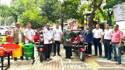 Hutama Karya: Membangun Masa Depan Sehat dan Cerdas Melalui Bantuan PAUD dan Lingkungan Bersih