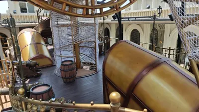 Skyward Project, sebuah theme park tematik terbaru, resmi hadir di Kota Bandung sebagai destinasi rekreasi yang menggabungkan hiburan dan edukasi dalam satu ruang kreatif. (Sumber: Ist)