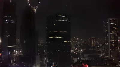 Bank Central Asia Matikan Lampu 1 Jam, Komitmen Nyata Hadapi Perubahan Iklim