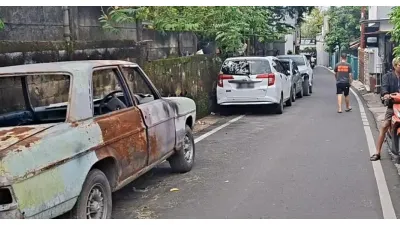 Ilustrasi. Penanganan Parkir Liar Melalui JAKI di Jalan Damai (Sumber: beritajakarta.id)