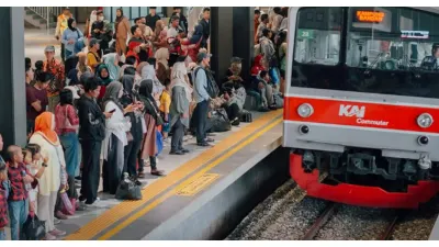 Pramono Siapkan Rencana Pengembangan KRL Rite Rawajati-Tanjung Priok, Ditargetkan Aktif Tahun Ini
